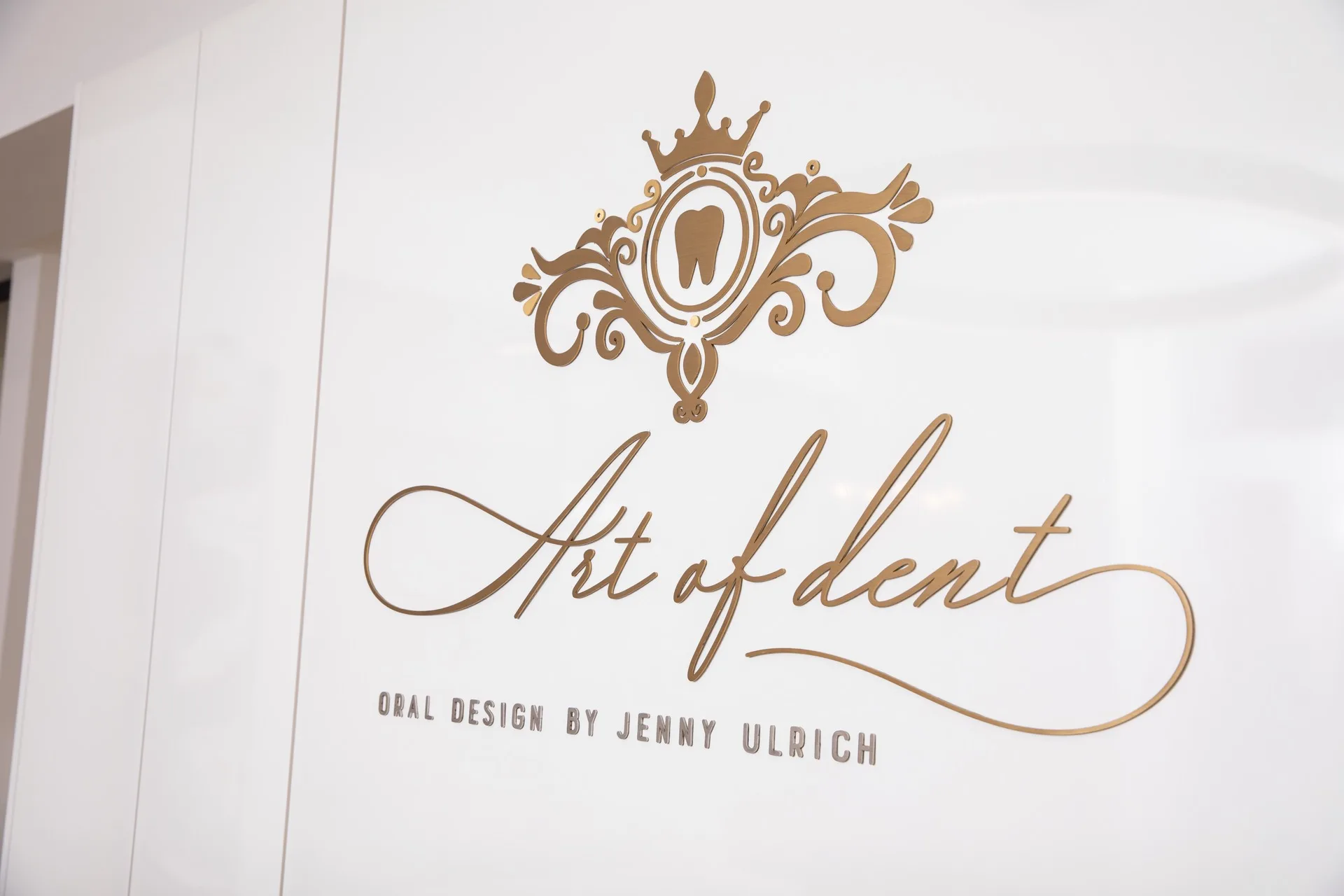 Logo unserer Schwestermarke art of dent